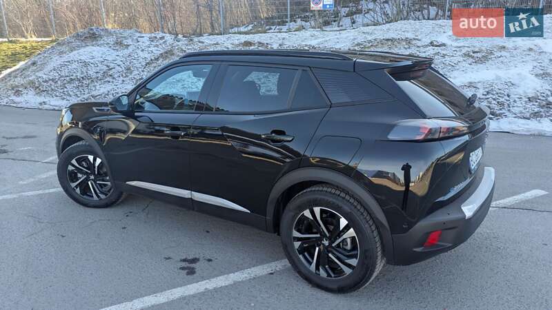 Внедорожник / Кроссовер Peugeot e-2008 2022 в Львове