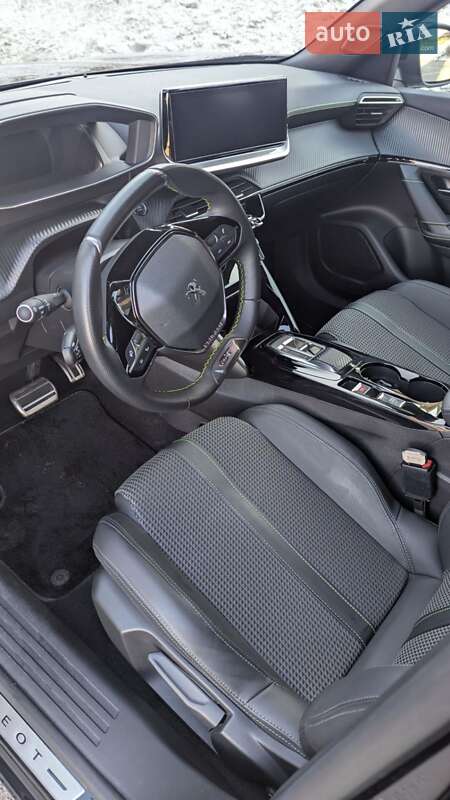 Внедорожник / Кроссовер Peugeot e-2008 2022 в Львове