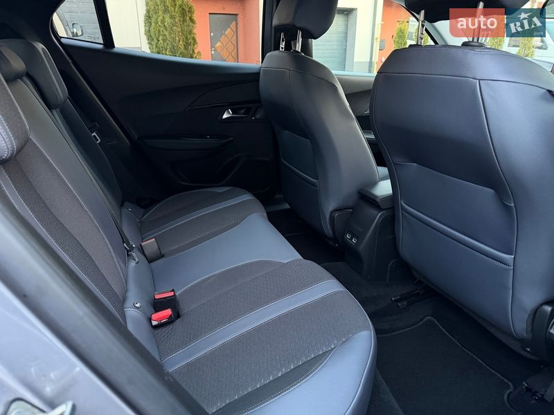 Внедорожник / Кроссовер Peugeot e-2008 2020 в Луцке