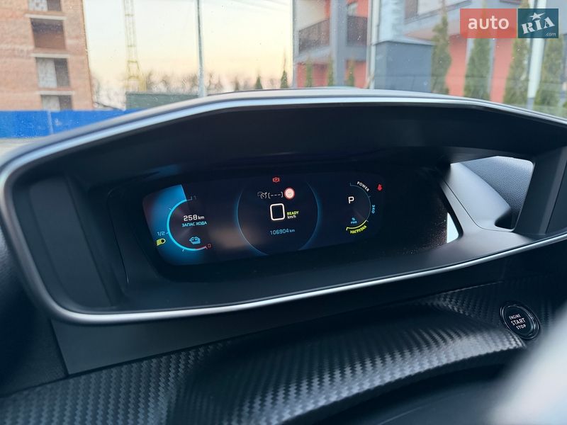 Внедорожник / Кроссовер Peugeot e-2008 2020 в Луцке