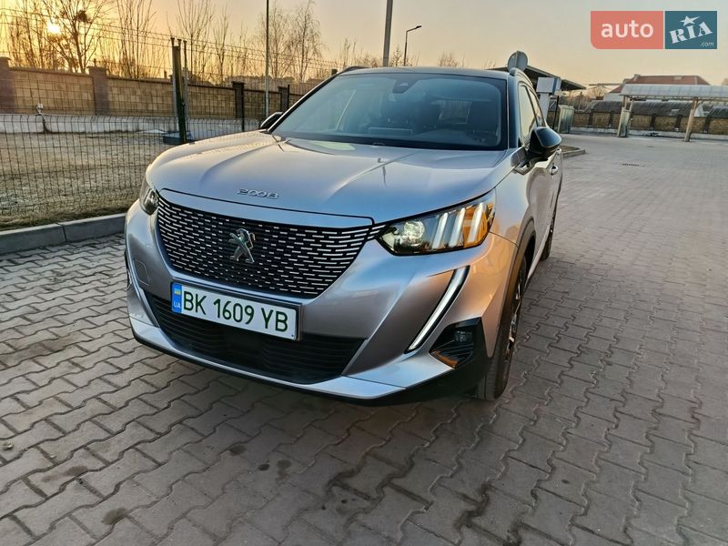 Внедорожник / Кроссовер Peugeot e-2008 2020 в Дубно