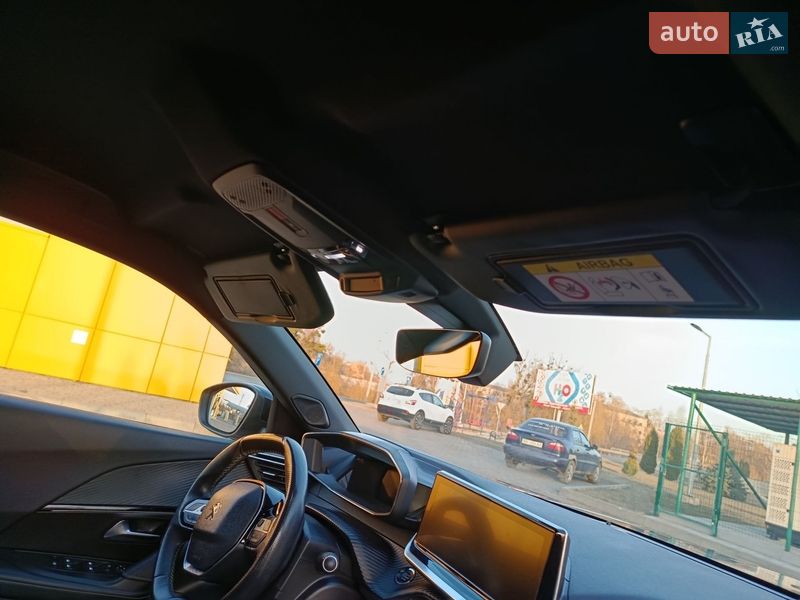 Внедорожник / Кроссовер Peugeot e-2008 2020 в Дубно