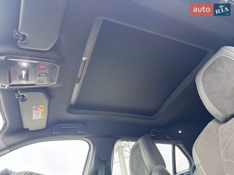 Внедорожник / Кроссовер Peugeot e-2008 2024 в Львове