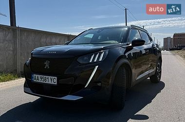 Внедорожник / Кроссовер Peugeot e-2008 2020 в Киеве