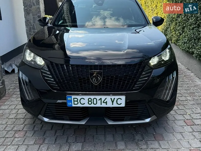 Peugeot e-2008