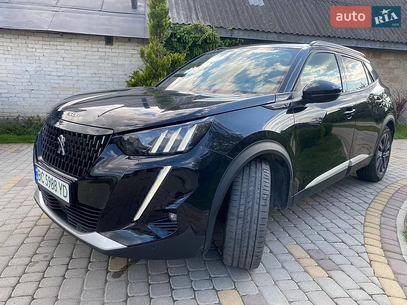 Peugeot e-2008