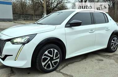 Хетчбек Peugeot e-208 2023 в Жовтих Водах