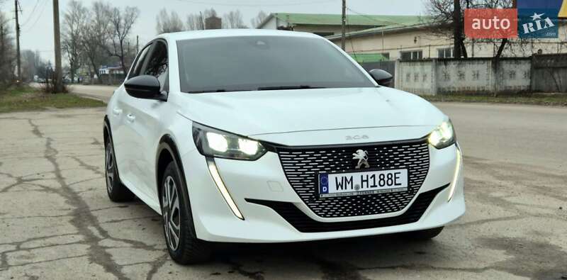 Хетчбек Peugeot e-208 2023 в Жовтих Водах