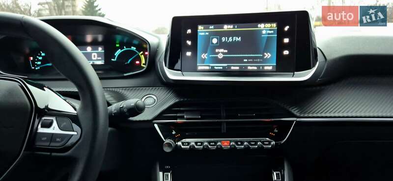 Хетчбек Peugeot e-208 2023 в Жовтих Водах