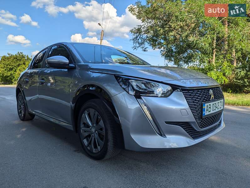 Хэтчбек Peugeot e-208 2021 в Немирове