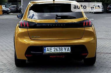 Хэтчбек Peugeot e-208 2020 в 