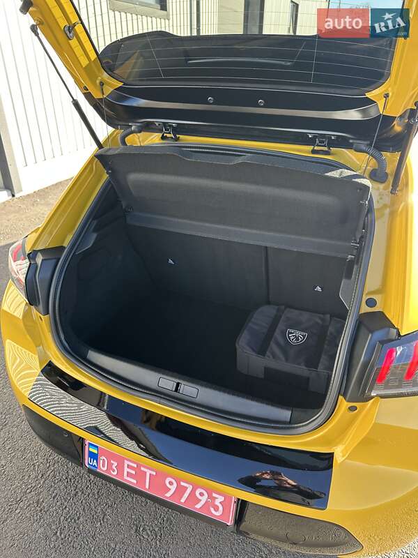 Хэтчбек Peugeot e-208 2021 в Ровно