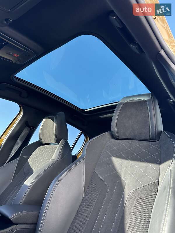 Хэтчбек Peugeot e-208 2021 в Ровно