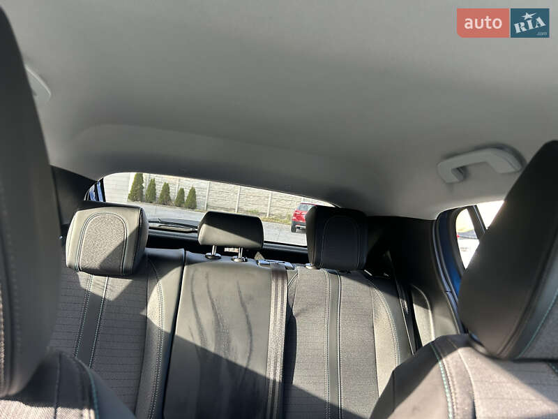 Хэтчбек Peugeot e-208 2021 в Львове