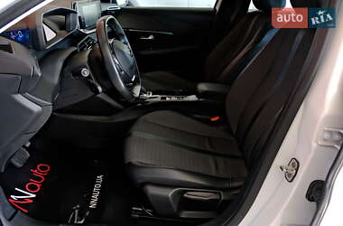 Хэтчбек Peugeot e-208 2021 в 