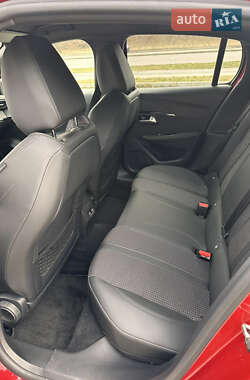 Хэтчбек Peugeot e-208 2022 в 
