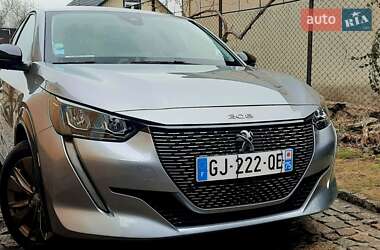 Хетчбек Peugeot e-208 2022 в Первомайську