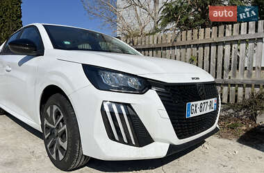 Хэтчбек Peugeot e-208 2024 в Львове