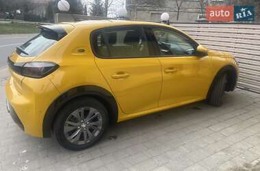 Хэтчбек Peugeot e-208 2020 в Львове