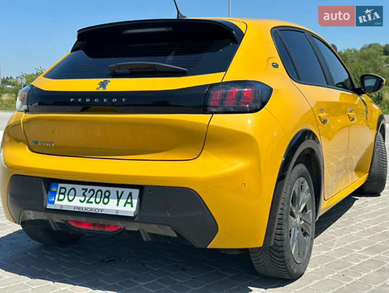 Хетчбек Peugeot e-208 2021 в Тернополі
