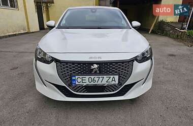 Хэтчбек Peugeot e-208 2021 в 