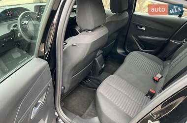 Хэтчбек Peugeot e-208 2021 в 