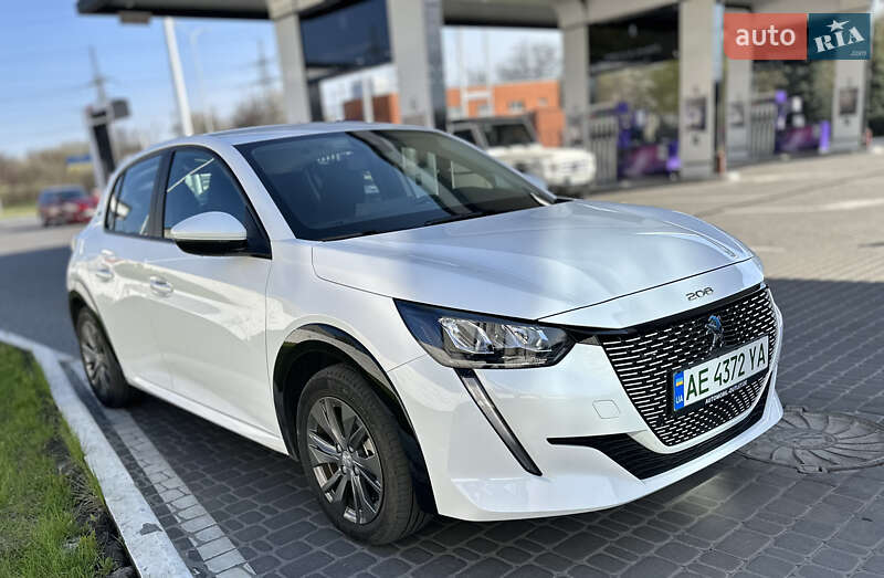 Хетчбек Peugeot e-208 2021 в Дніпрі
