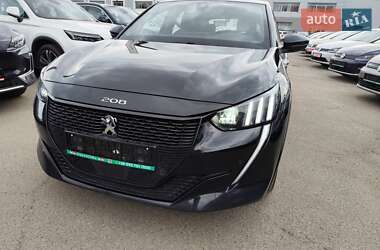 Хэтчбек Peugeot e-208 2020 в 