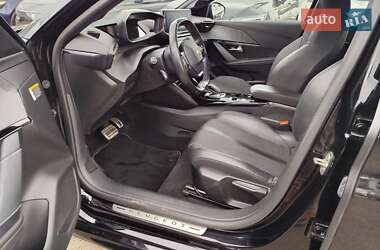 Хэтчбек Peugeot e-208 2020 в 