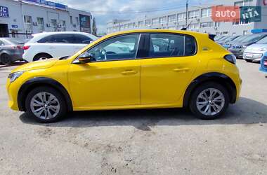 Хэтчбек Peugeot e-208 2021 в 