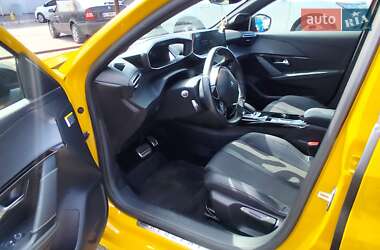 Хэтчбек Peugeot e-208 2021 в 