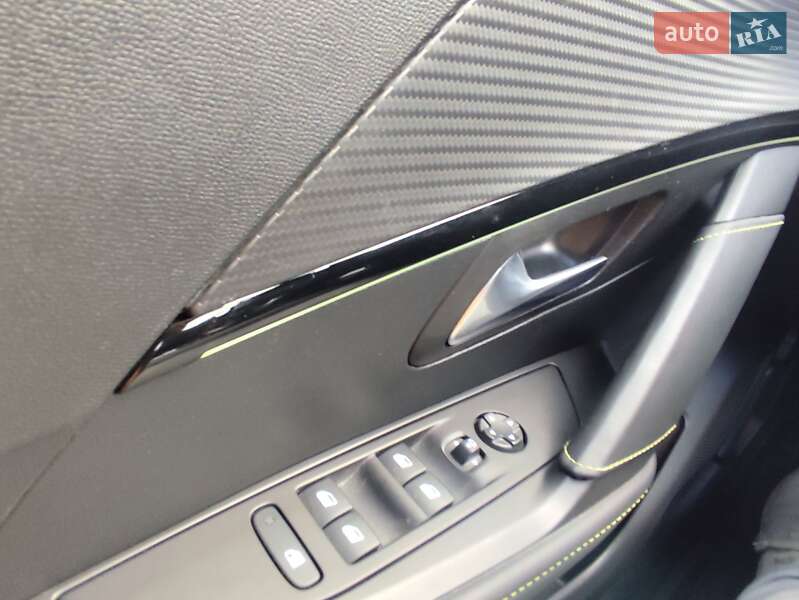 Хетчбек Peugeot e-208 2019 в Києві