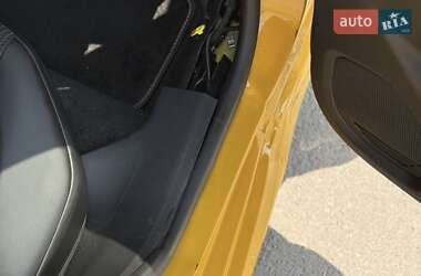 Хэтчбек Peugeot e-208 2022 в 