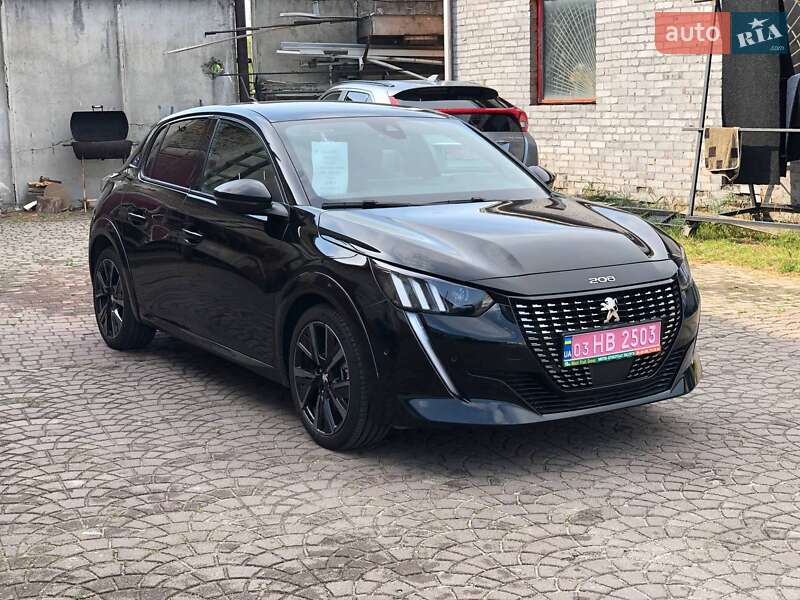 Peugeot e-208 2023