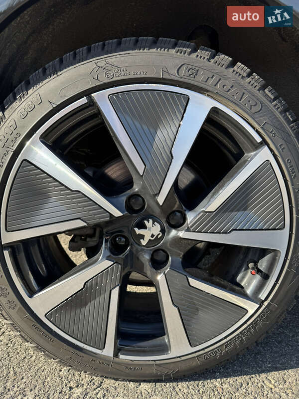Хетчбек Peugeot e-208 2022 в Києві