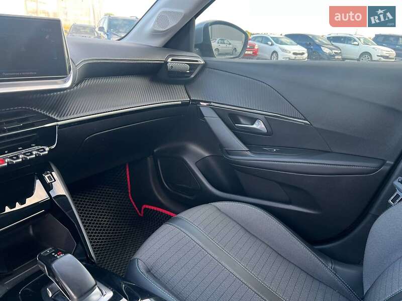 Хетчбек Peugeot e-208 2019 в Львові