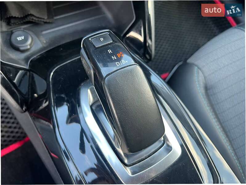 Хетчбек Peugeot e-208 2019 в Львові