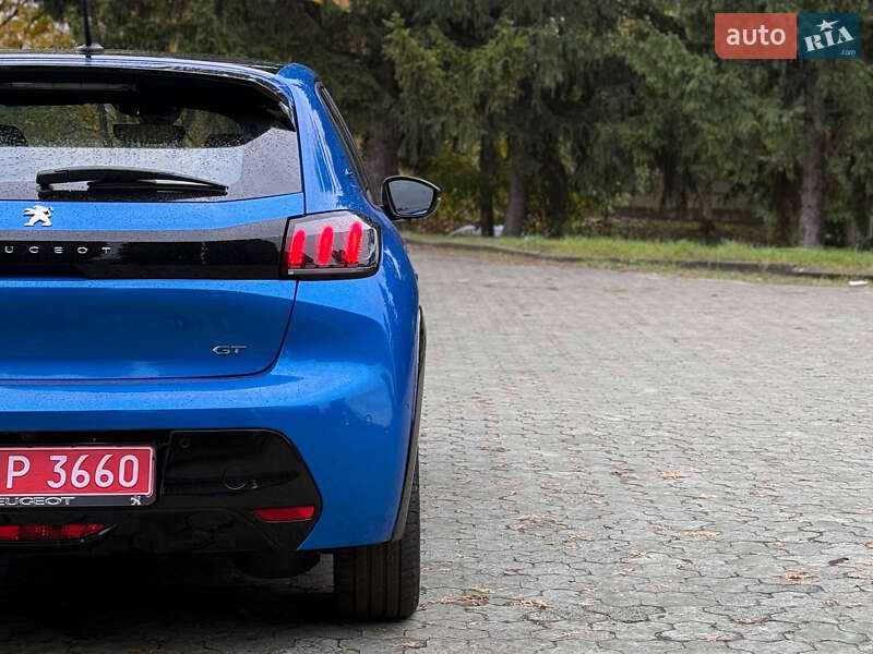 Хэтчбек Peugeot e-208 2023 в Ровно