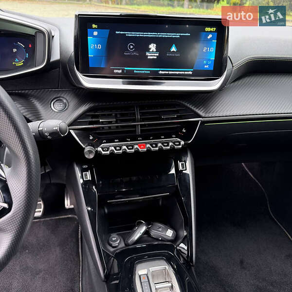 Хэтчбек Peugeot e-208 2023 в Ровно