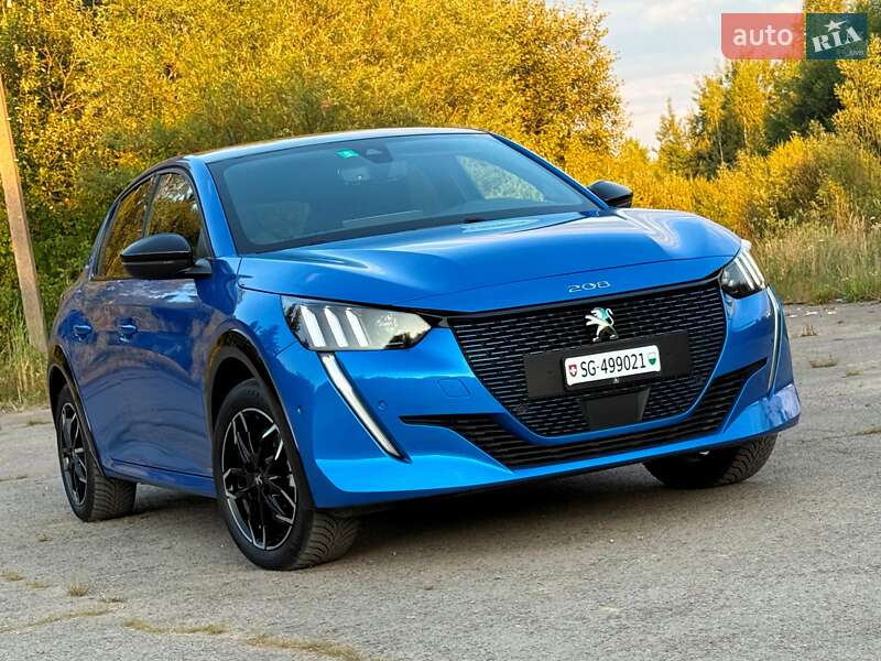 Peugeot e-208 2020