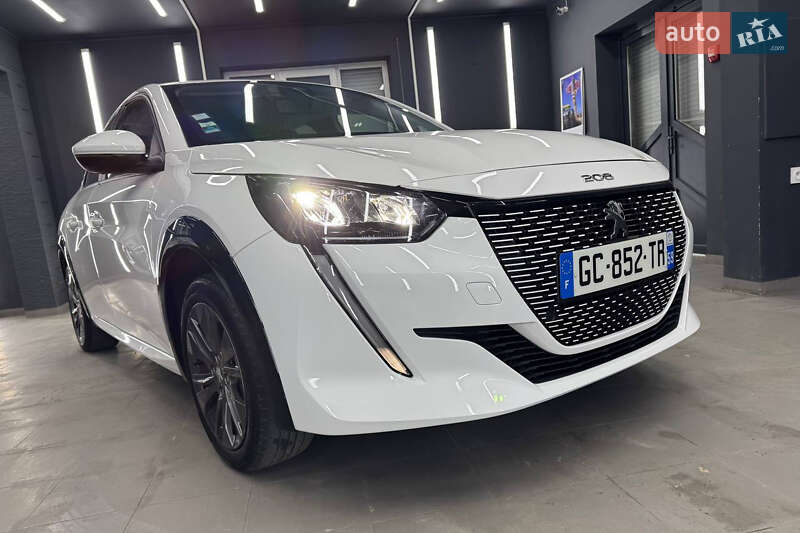 Хэтчбек Peugeot e-208 2021 в Коломые