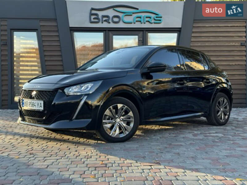 Peugeot e-208 2022