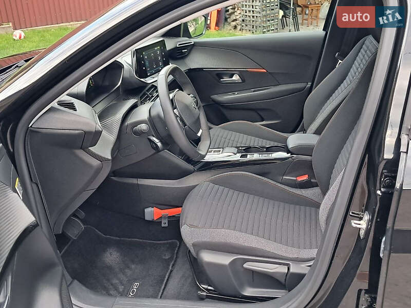Хэтчбек Peugeot e-208 2023 в Самборе фото 15 Хэтчбек Peugeot e-208 2023 в Самборе
