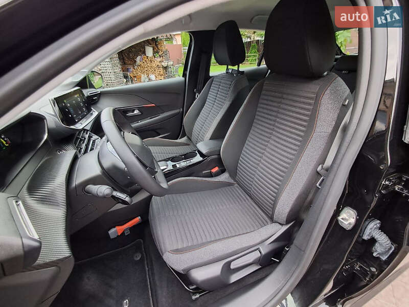 Хэтчбек Peugeot e-208 2023 в Самборе фото 19 Хэтчбек Peugeot e-208 2023 в Самборе