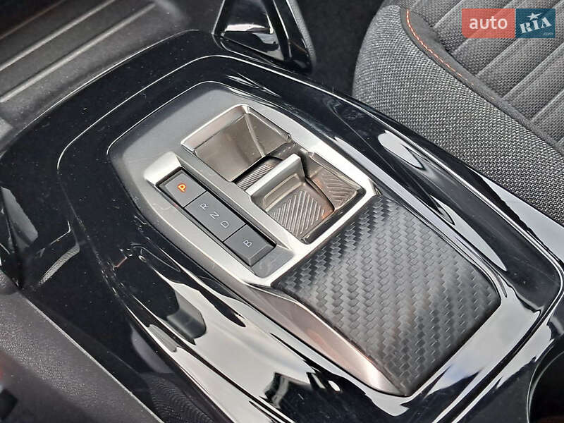Хэтчбек Peugeot e-208 2023 в Самборе фото 23 Хэтчбек Peugeot e-208 2023 в Самборе