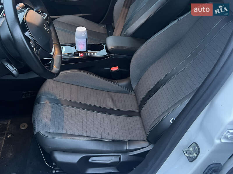 Хэтчбек Peugeot e-208 2020 в Харькове фото 21 Хэтчбек Peugeot e-208 2020 в Харькове