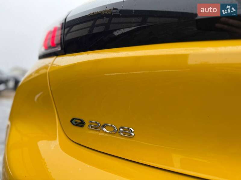 Хэтчбек Peugeot e-208 2021 в Коломые