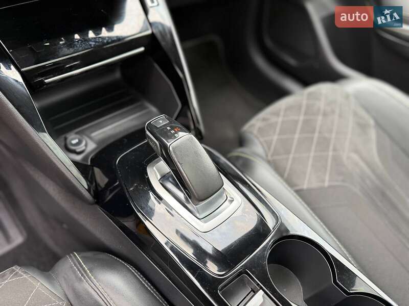 Хэтчбек Peugeot e-208 2021 в Коломые