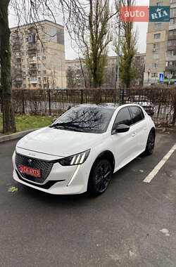 Хэтчбек Peugeot e-208 2023 в Киеве