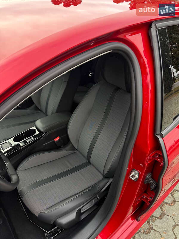 Хетчбек Peugeot e-208 2022 в Рівному фото 28 Хетчбек Peugeot e-208 2022 в Рівному